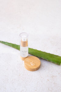 hyaluronic serum how to keep skin hydrated in summer