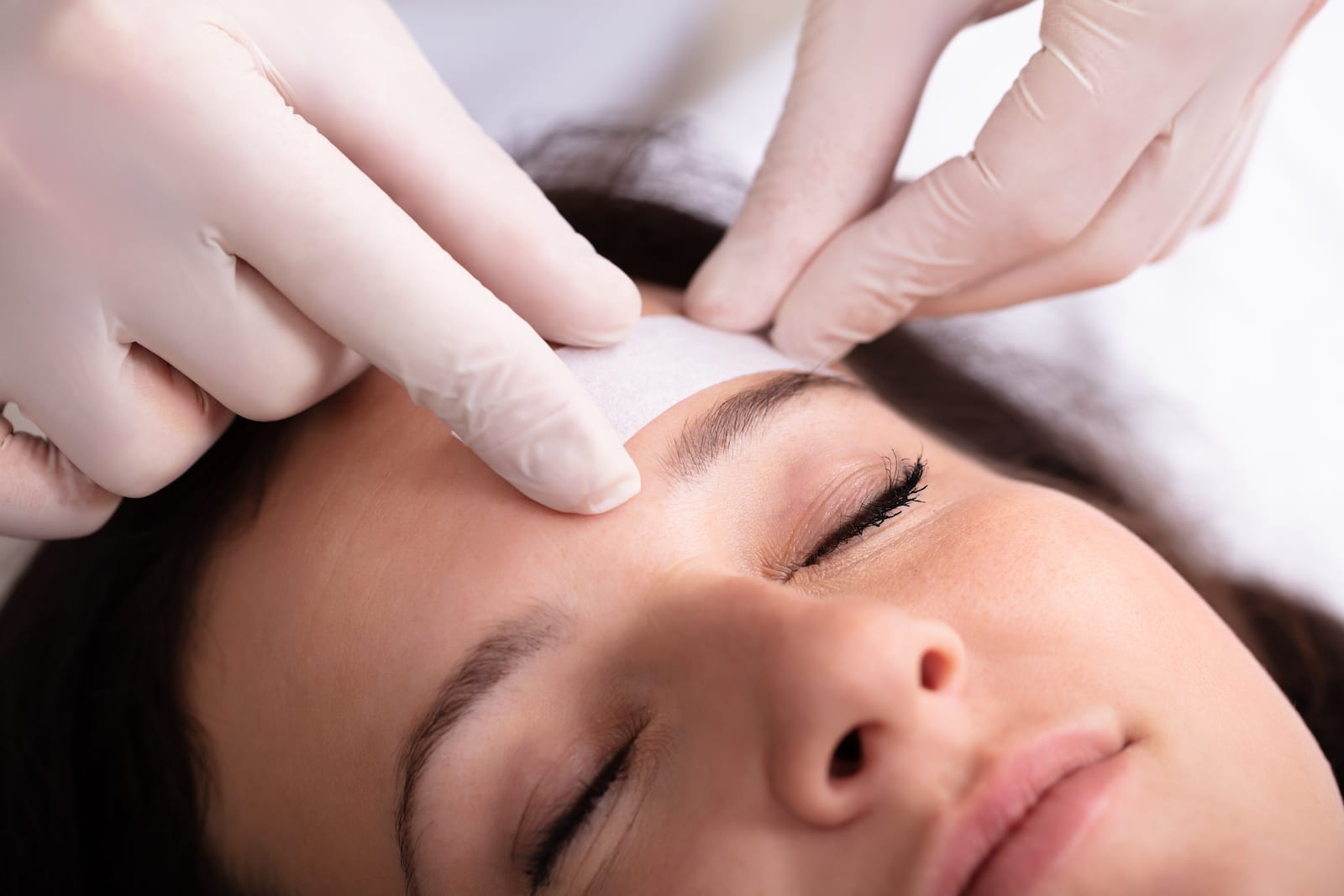 Brow waxing and professional brow shaping at ästhetik spa in Punta Gorda
